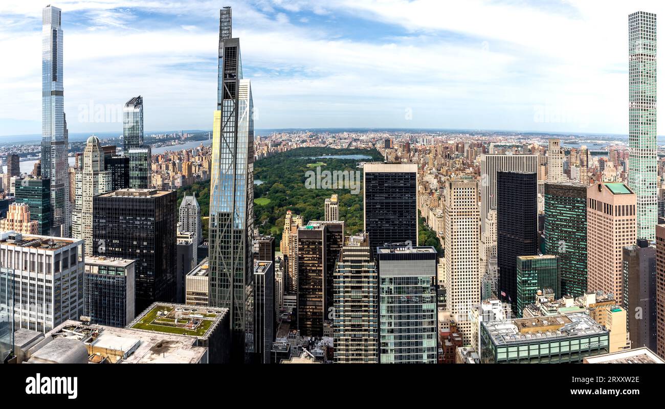 MIDTOWN MANHATTAN, NEW YORK, USA, - SEPTEMBER 15, 2023.  An aerial panoramic view of the buildings and skyscrapers surrounding Central Park in Midtown Stock Photo