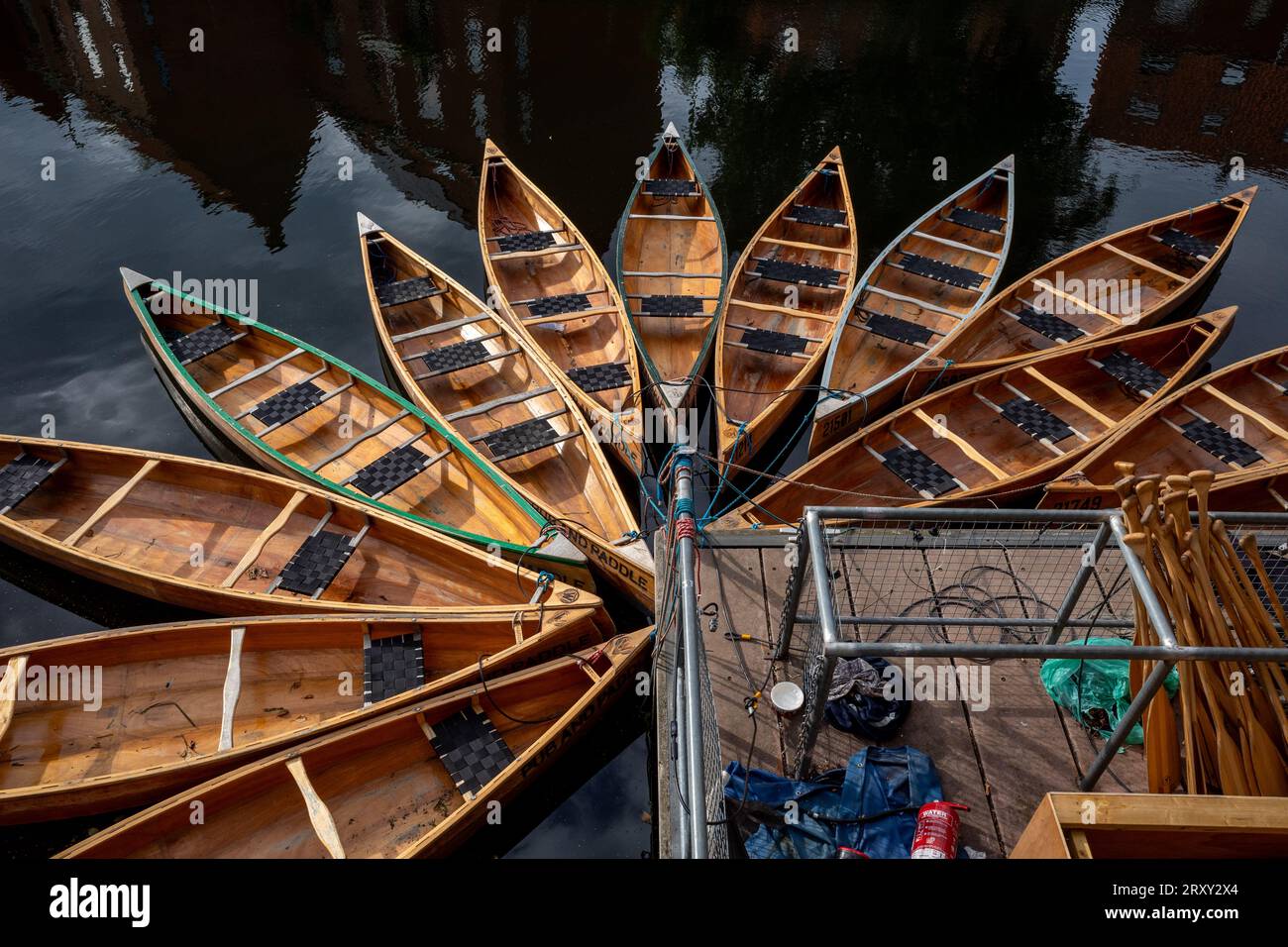 Pub and Paddle Canoes - Norwich Tourism - Canadian Canoes for hire on the River Wensum in Norwich. Pub and Paddle Canoe Hire Norwich. Stock Photo