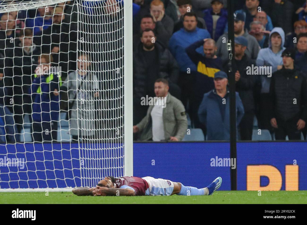 Douglas Luiz #6 of Aston Villa looks dejected after his shot goes over the crossbar during the Carabao Cup Third Round match Aston Villa vs Everton at Villa Park, Birmingham, United Kingdom, 27th September 2023  (Photo by Gareth Evans/News Images) in Birmingham, United Kingdom on 9/27/2023. (Photo by Gareth Evans/News Images/Sipa USA) Stock Photo