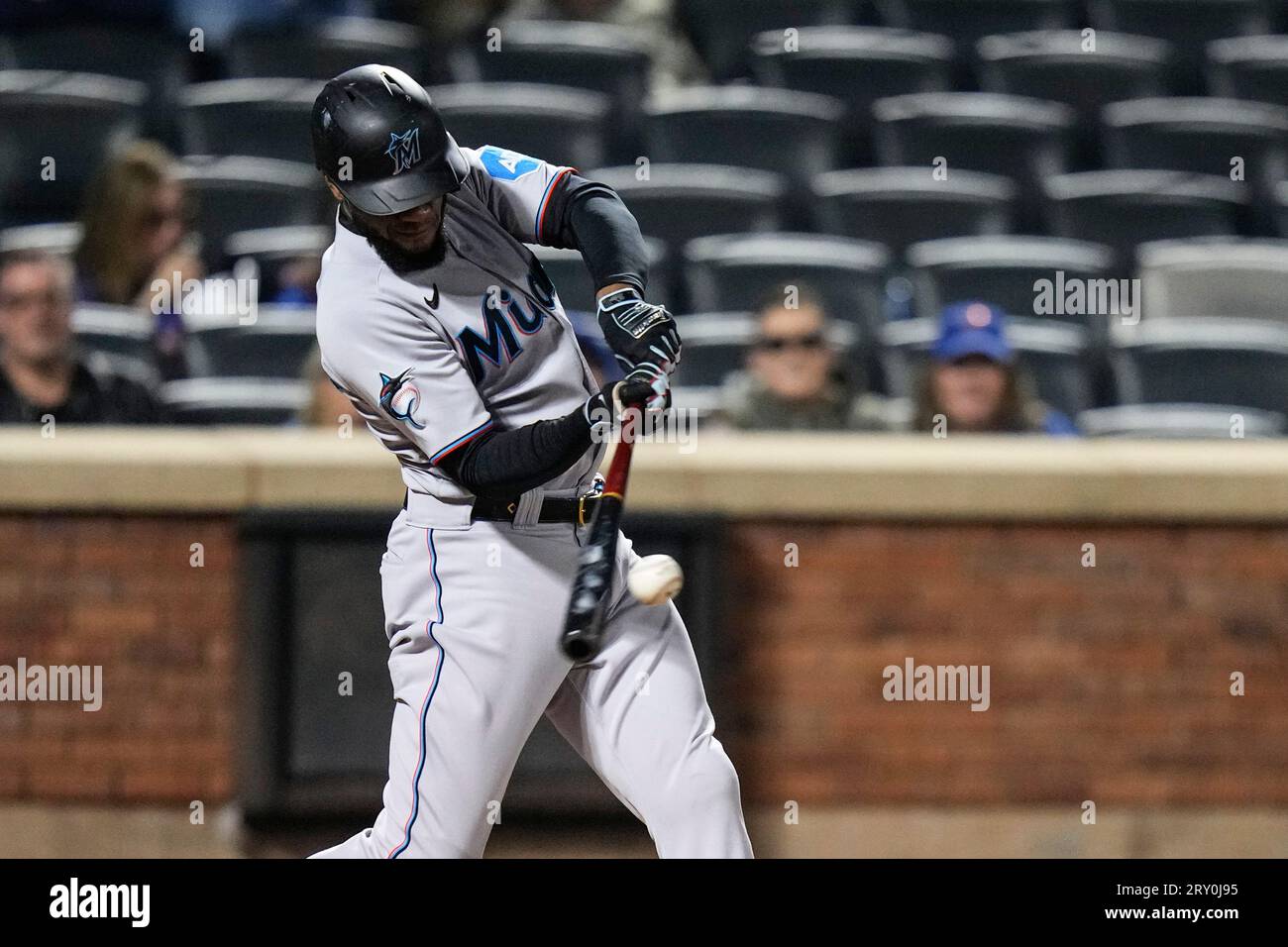 St. Louis, USA. 17th July, 2023. Miami Marlins left fielder Bryan De La  Cruz (14) gestures after hitting a solo home run in the second inning  during a MLB regular season game