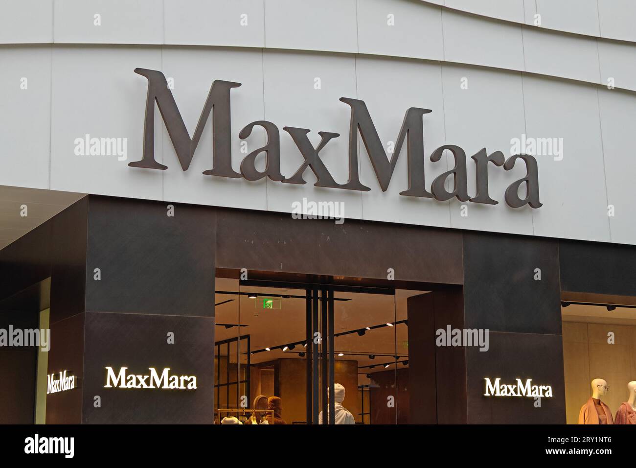 SHANGHAI, CHINA - SEPTEMBER 27, 2023 - A store of Italian clothing brand MaxMara is seen in Shanghai, China, September 27, 2023. Stock Photo