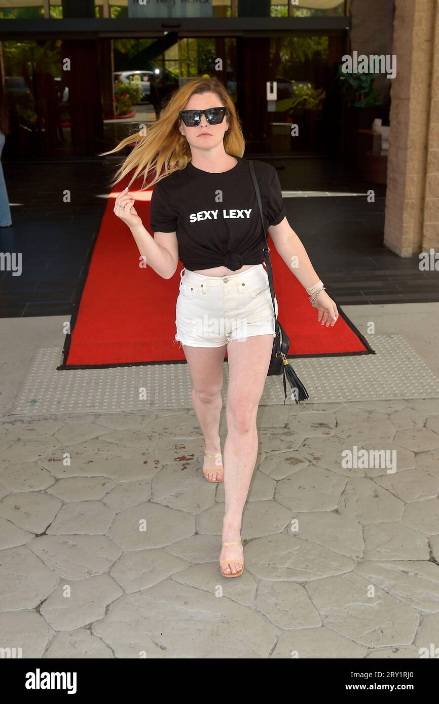 Lexy Evaro aus der Reality TV-Show 'The New OC' am Hotel The Hills