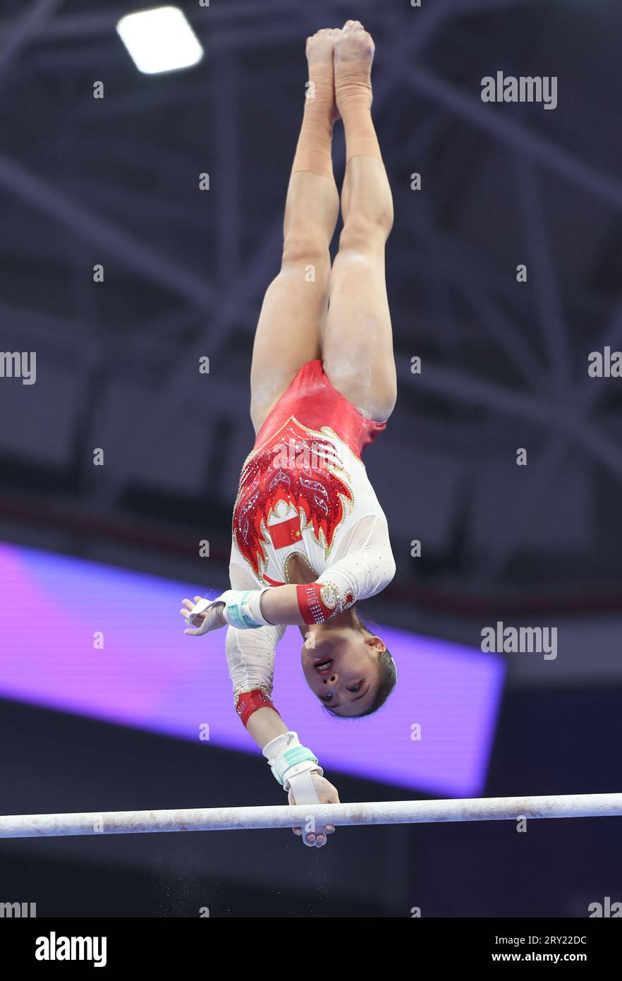 (230928) -- HANGZHOU, Sept. 28, 2023 (Xinhua) -- Zuo Tong of China ...