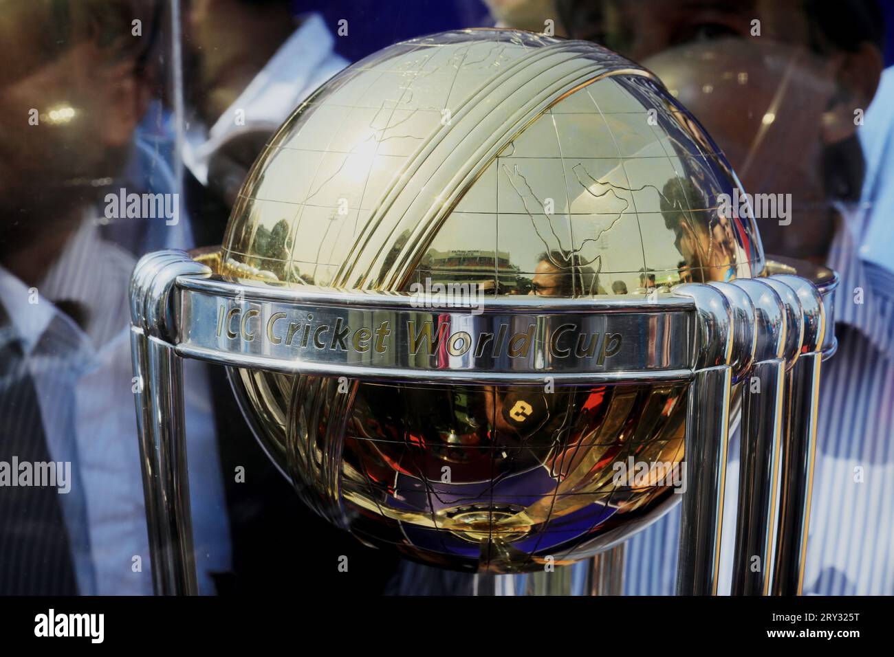 New Delhi, India. 28th Sep, 2023. View of the ICC World Cup 2023 trophy, during its tour, at the Arun Jaitley Stadium. The 2023 ICC Men's Cricket World Cup start from 5th October-19th November-2023. Ten national Cricket team will participate and the tournament will take place in ten different stadium in India. Credit: SOPA Images Limited/Alamy Live News Stock Photo