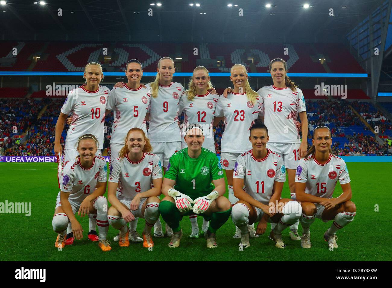 Wales women football team photo hi-res stock photography and images - Alamy