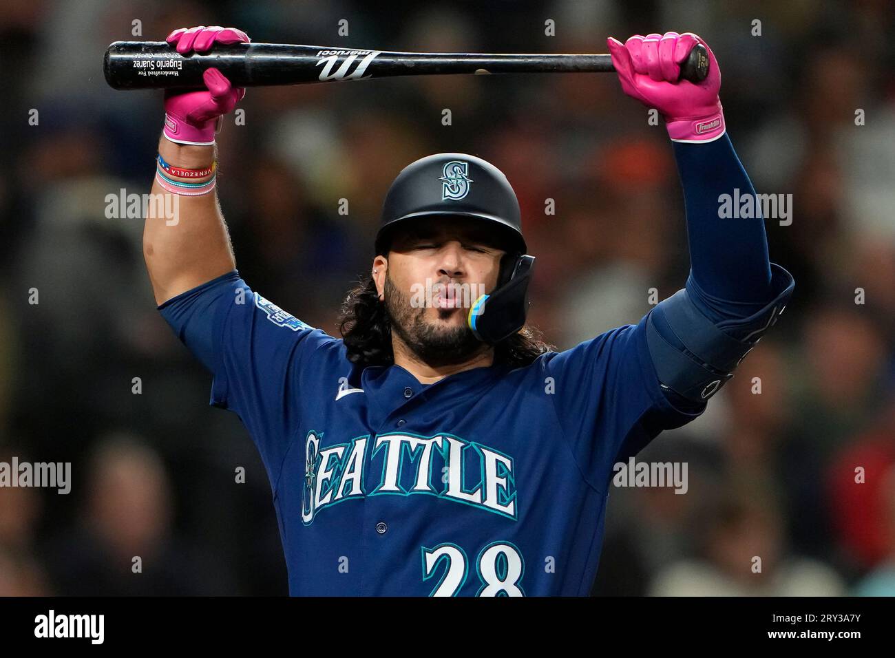 Eugenio Suárez has become unsung hero for Mariners