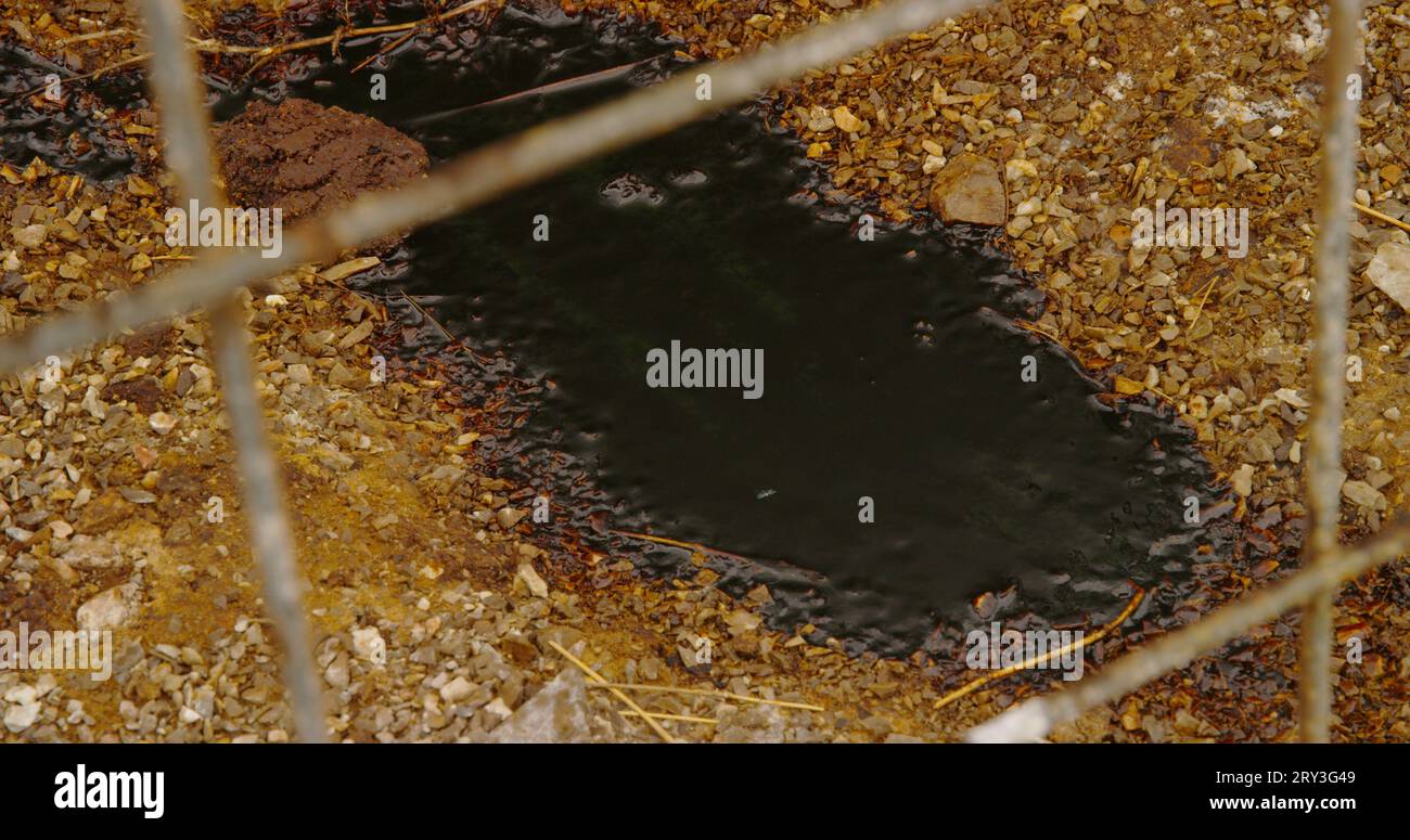 Oil leakage hi-res stock photography and images - Alamy
