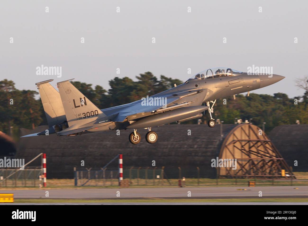 48th Fighter Wing F-15Es landing at RAF Lakenheath following a summer evening sortie. Stock Photo