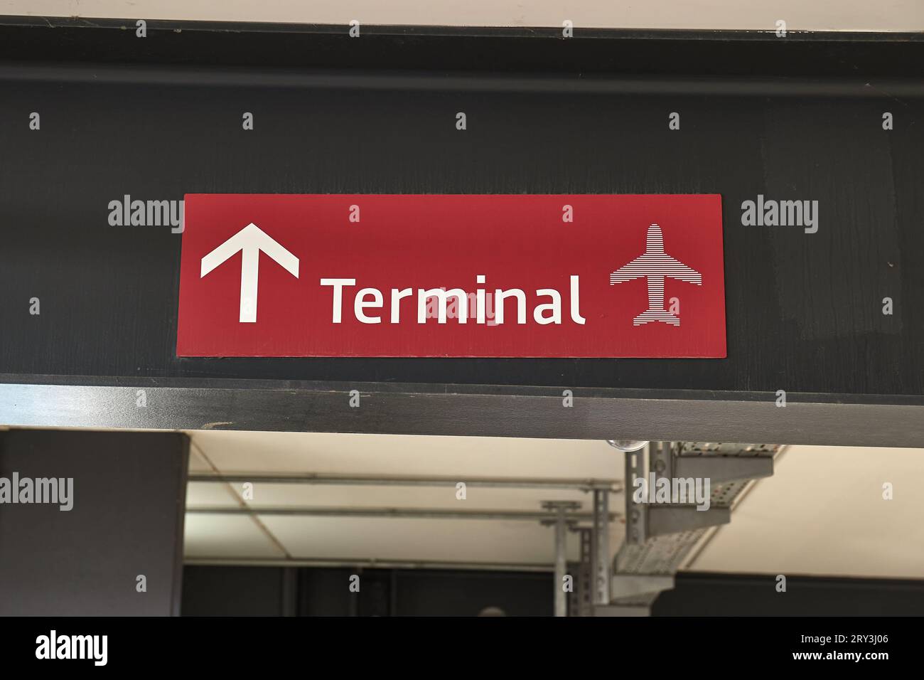 Airport terminal gates direction sign Stock Photo Alamy