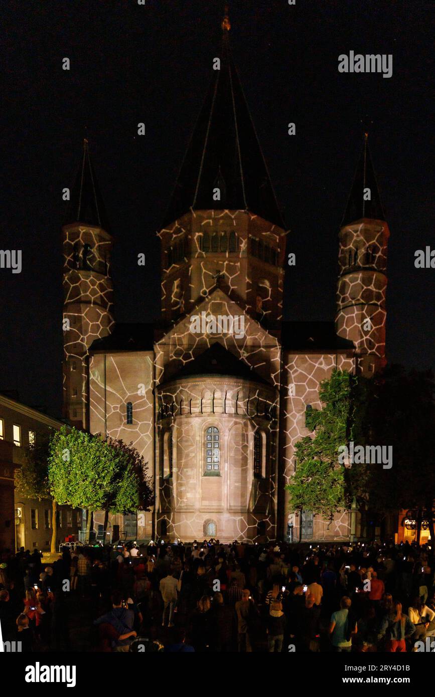 Mainz leuchtet Das Late Light Festival, 28.09.2023 Besucherinnen den