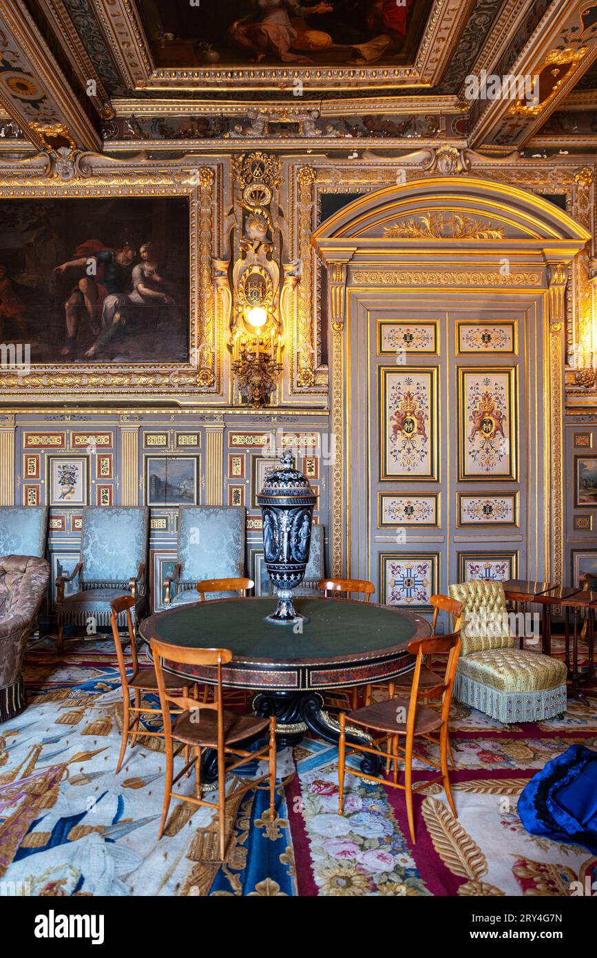 France Chateau de Fontainebleau Napoleon's Throne Room Parisian Historic  Landmark Castle Interior View Vintage Postcard Postally Unused
