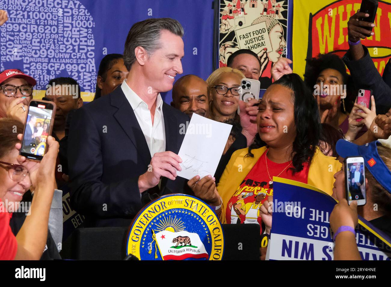 los-angeles-united-states-28th-sep-2023-california-governor-gavin