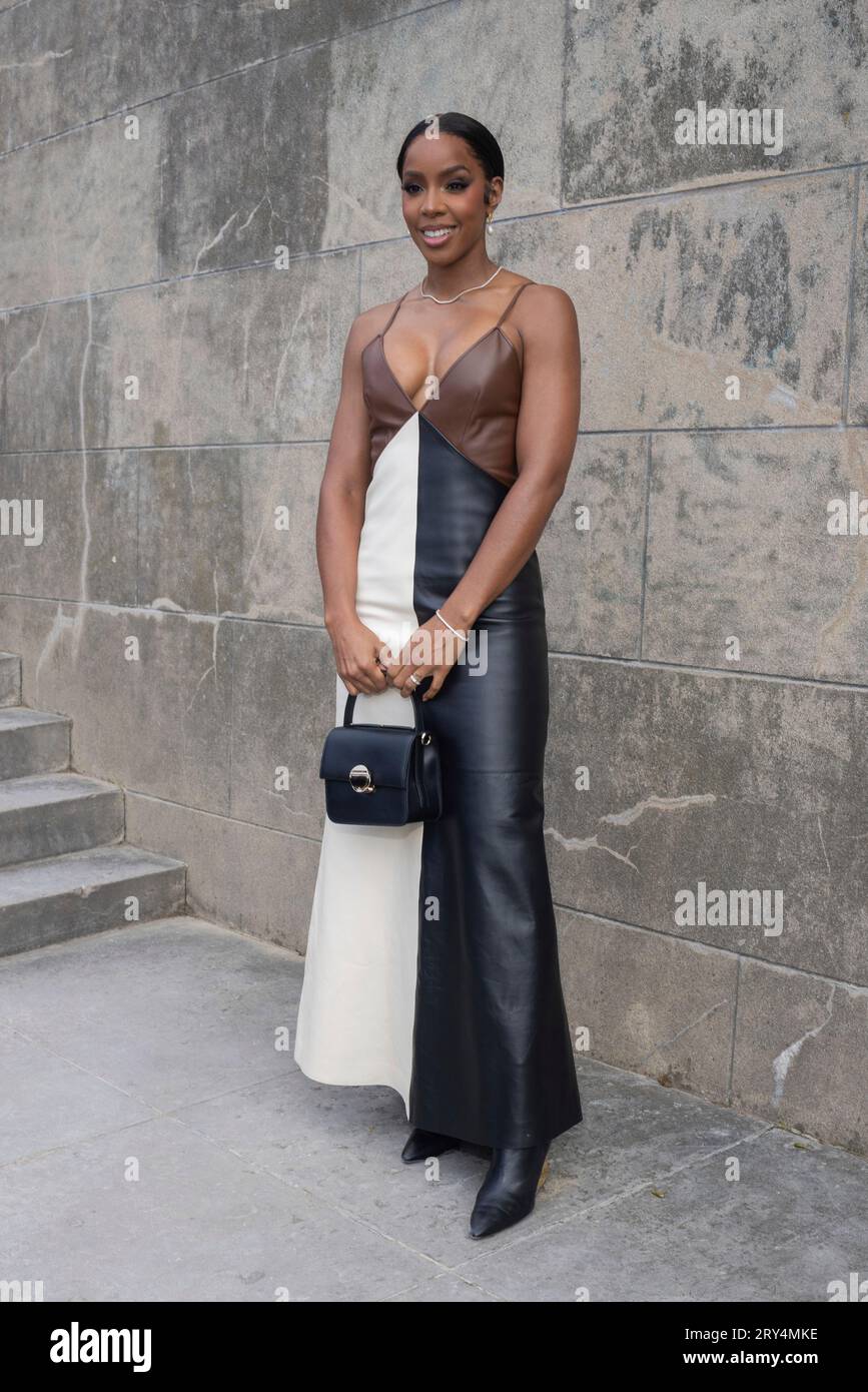 Kelly Rowland attends the Chloe Spring/Summer 2024 womenswear fashion  collection presented Thursday, Sept. 28, 2023 in Paris. (AP Photo/Vianney  Le Caer Stock Photo - Alamy