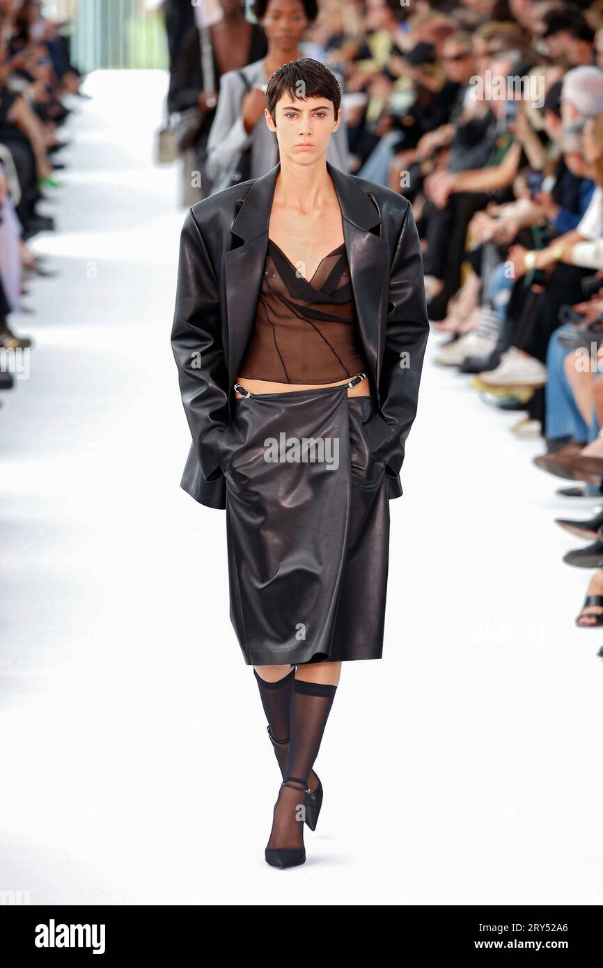 Paris, Frankreich. 28th Sep, 2023. GIVENCHY Spring/Summer 2024 Runway ...