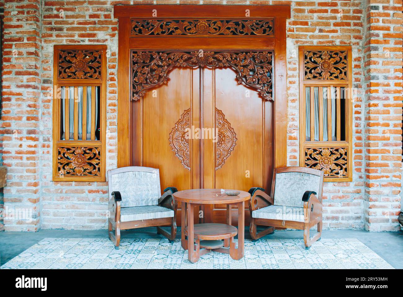 Traditional Javanese house known as Joglo Stock Photo - Alamy