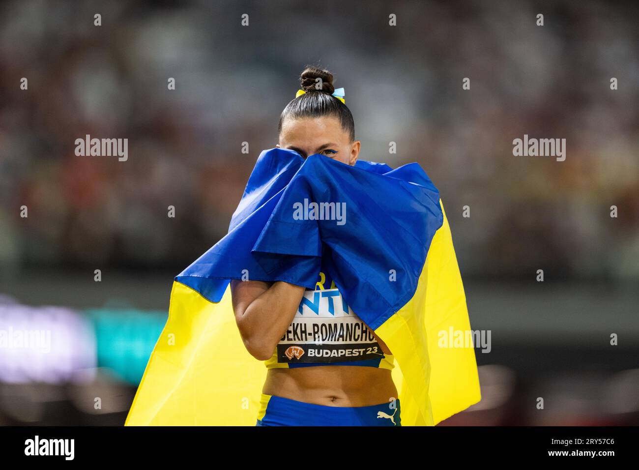 230825 Maryna Bekh-Romanchuk of Ukraine celebrates after women's