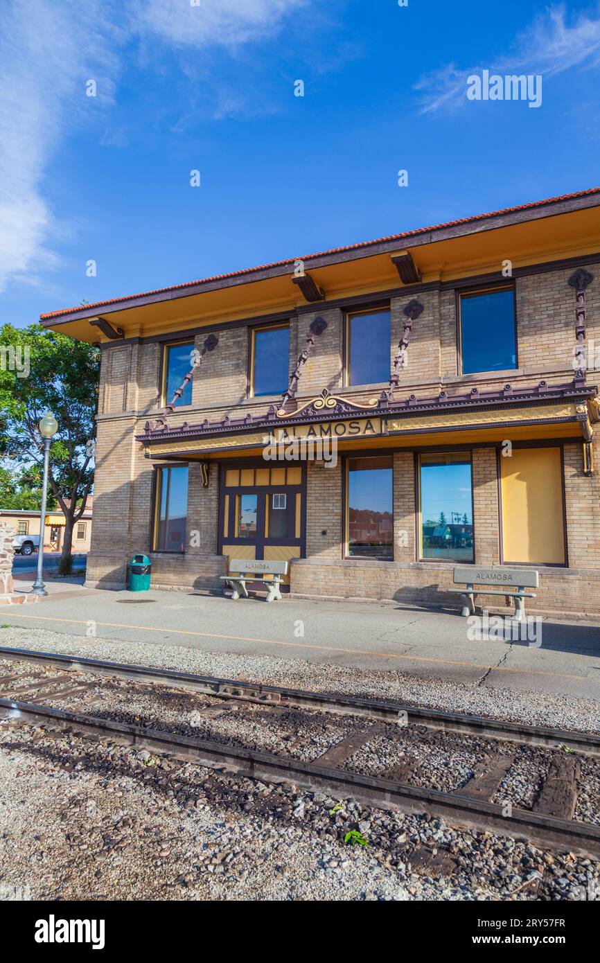 Colorado Welcome Center and Train Depot at Alamosa, Colorado. Scenic train rides on the Denver and Rio Grande Narrow Gauge Railroad are available here Stock Photo