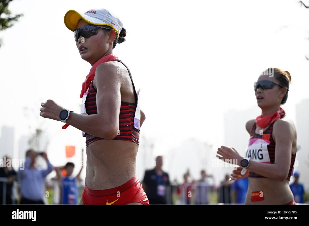 Hangzhou, China's Zhejiang Province. 29th Sep, 2023. Yang Jiayu (R) and