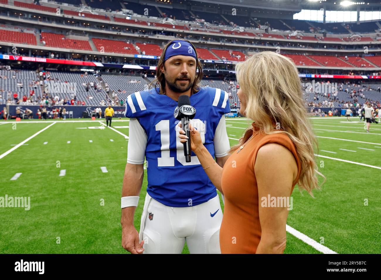 FOX Sports sideline reporter Jennifer Hale interviews Indianapolis