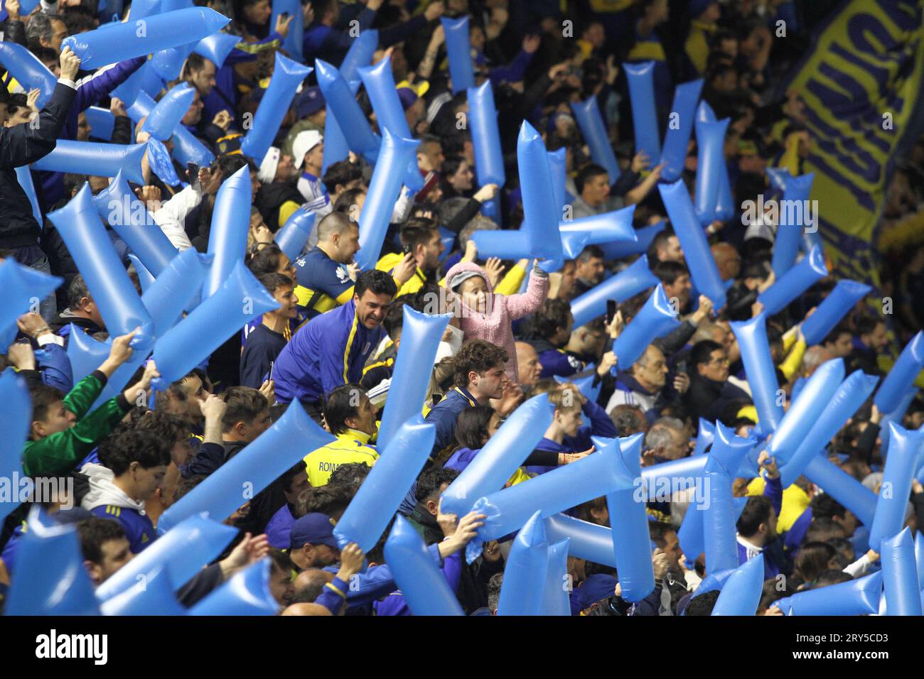 Buenos Aires, Argentina, September 28th 2023, Supporters of Boca Juniors during the semifinal match of Conmebol Libertadores Cup at La Bombonera Stadium ( Credit: Néstor J. Beremblum/Alamy Live News Stock Photo