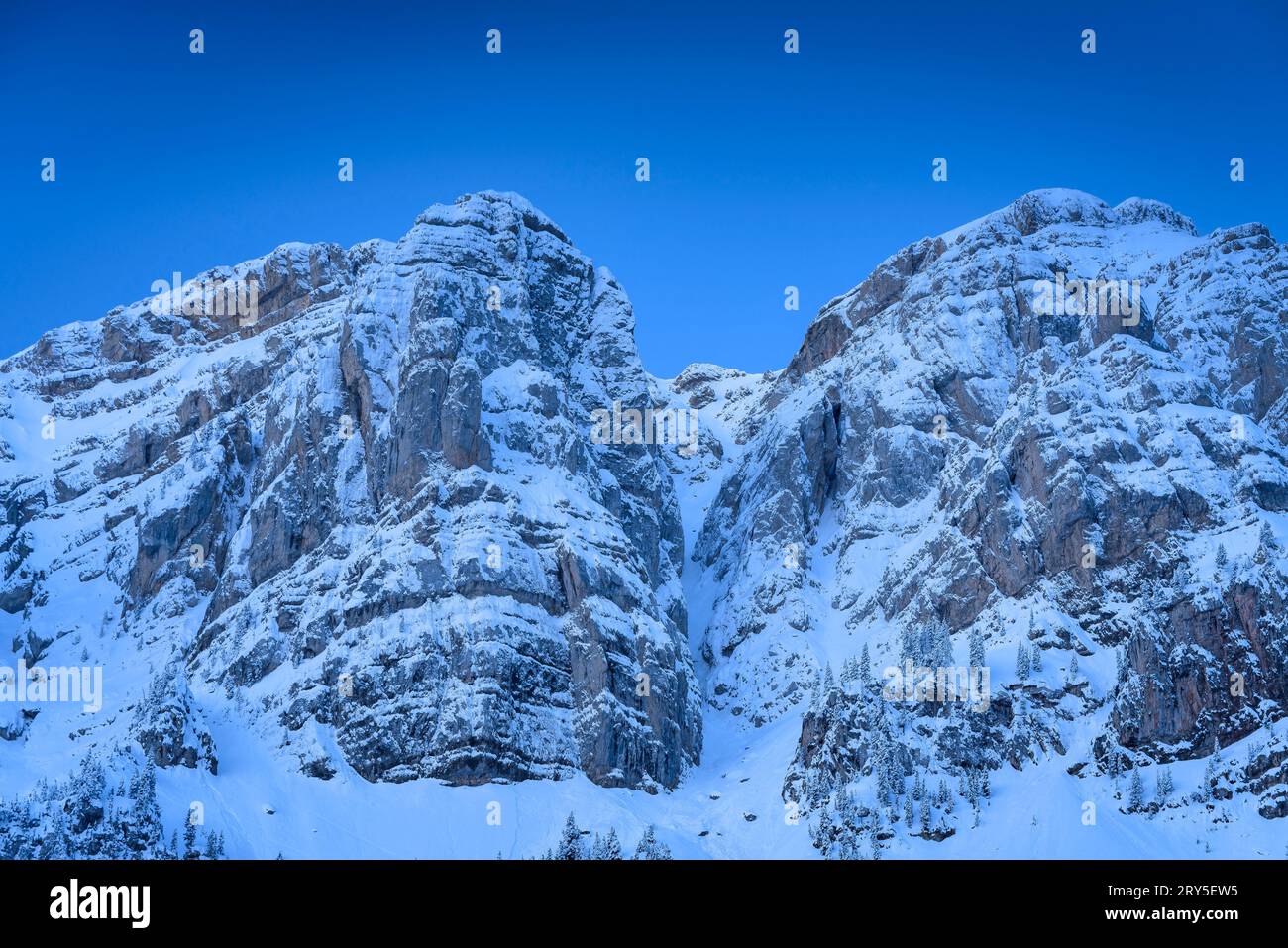 Invernal natural hi-res stock photography and images - Alamy