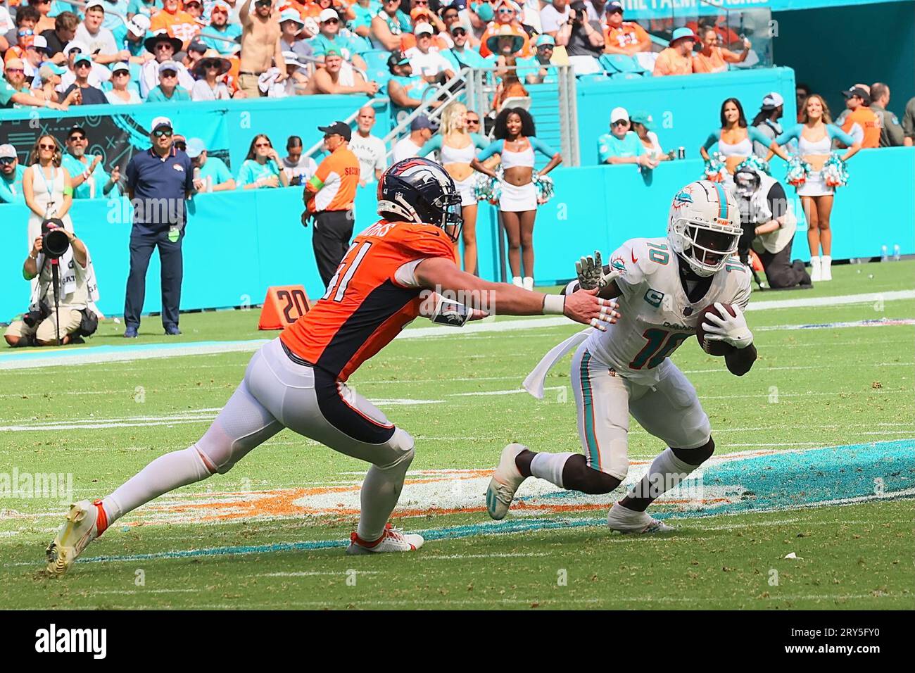 Denver Broncos linebacker Drew Sanders (41) makes an interceptionagainst  the Los Angeles Rams of an NFL football game Saturday, Aug 26, 2023, in  Denver. (AP Photo/Bart Young Stock Photo - Alamy