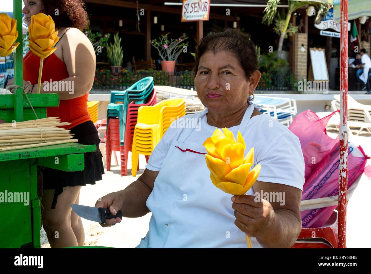 Mexican vendor hi-res stock photography and images - Alamy