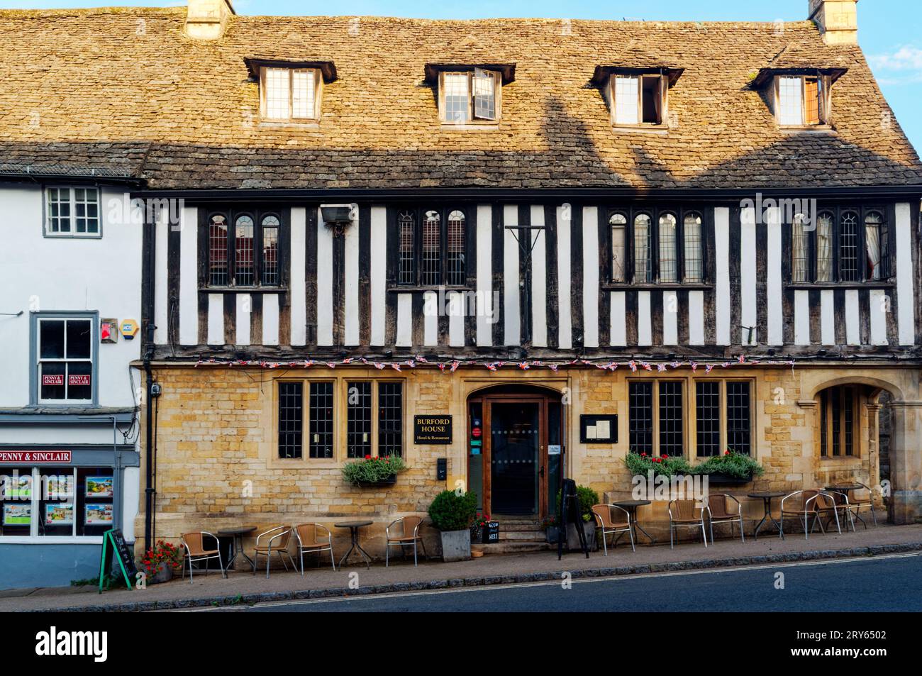 Burford House Hotel Oxfordshire Stock Photo Alamy