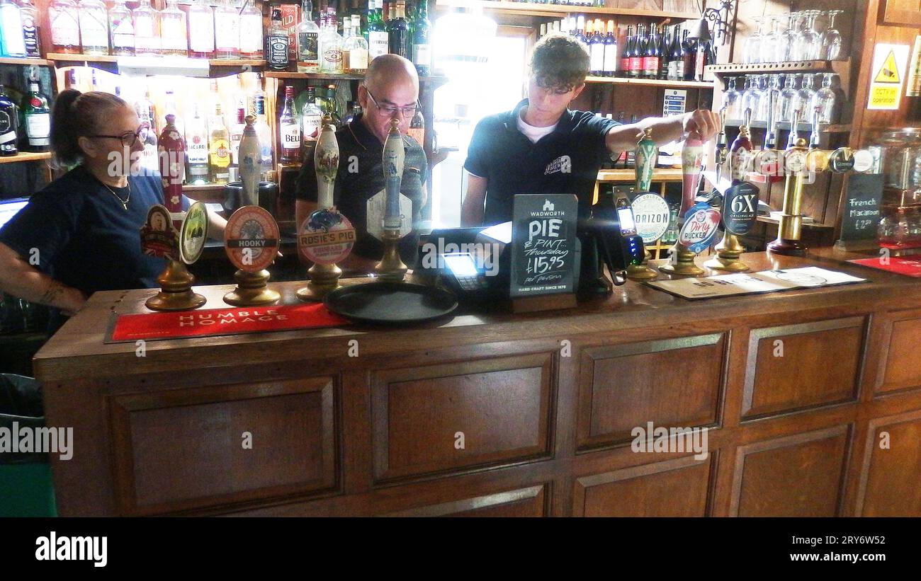 Beer pumps  Falkland Arms  The Green, Great Tew, Chipping Norton OX7 4DB Stock Photo