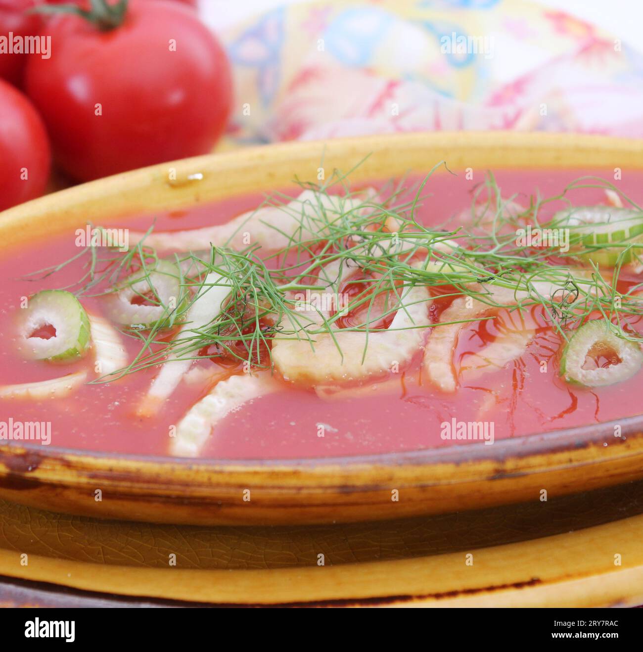 Tomatensuppe mit fenchel Stock Photo - Alamy