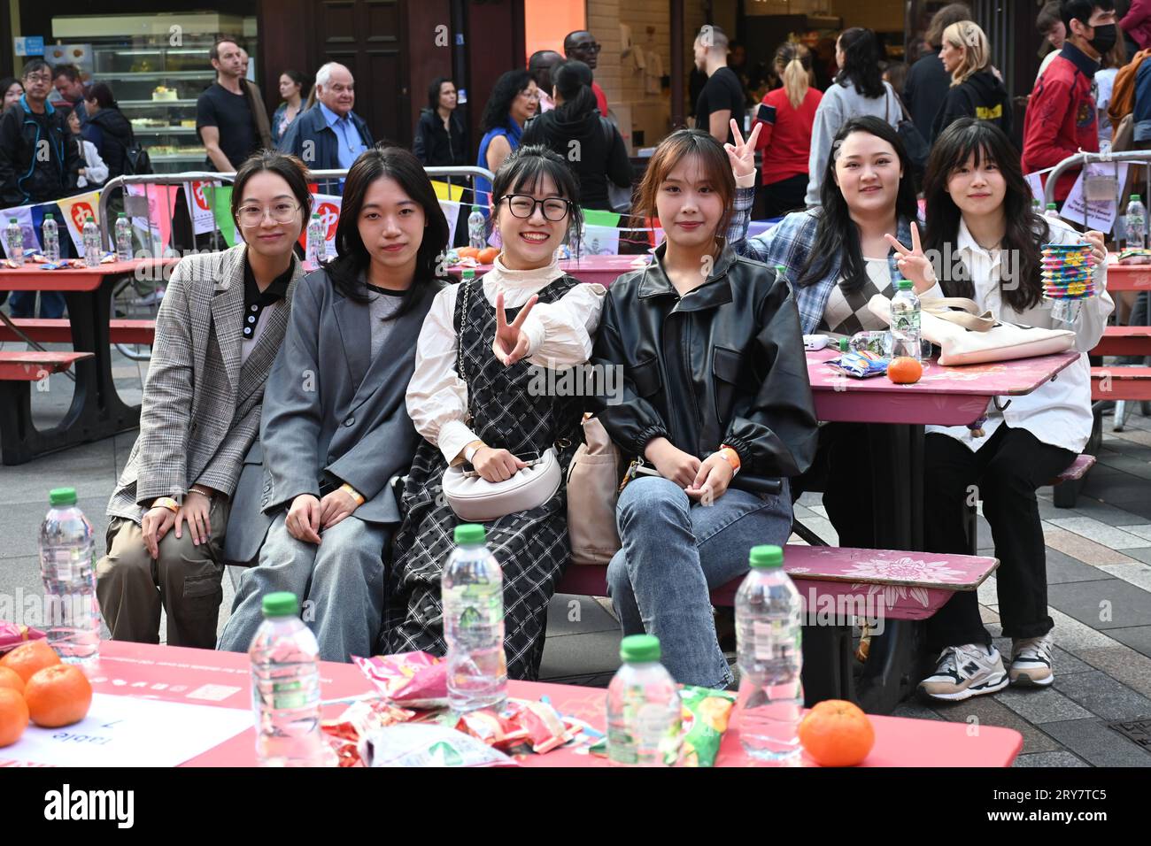 Chinatown London, UK. 29th Sep, 2023. Chinese Information and Advice Centre hosts a mid-autumn festival (中秋节) celebration. Dating back almost 3000 years, Mid-Autumn Festival, also known as Moon Festival, celebrates the annual harvest that falls on the 8th month of the Chinese Lunar Calendar. Chinese traditionally, families and loved ones will gather together to celebrate with a seasonal feast in the heart of London - Chinatown at Newport Place. Credit: See Li/Picture Capital/Alamy Live News Stock Photo