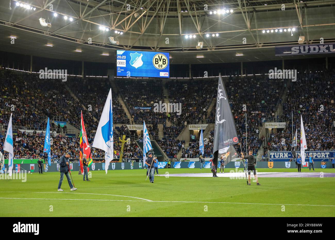 Fahrentr?ger vor dem Erstligaspiel TSG Hoffenheim gegen Borussia Dortmund am 29. September 2023 Stock Photo