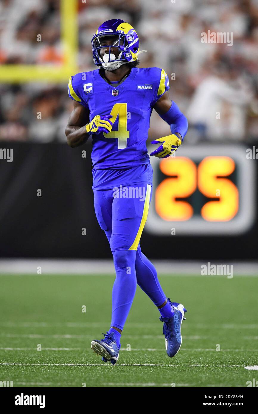Los Angeles Rams safety Jordan Fuller (4) runs for the play during an