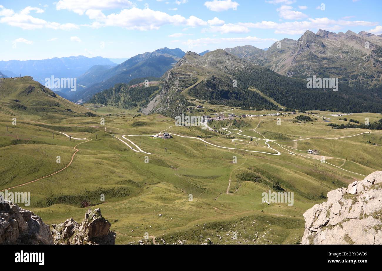 Mountain pass passo rolle hi-res stock photography and images - Alamy