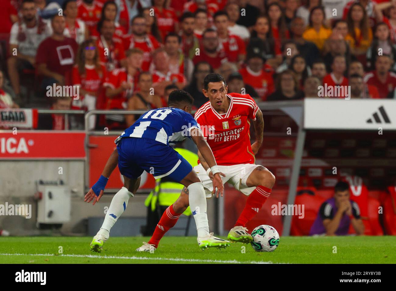Fc porto vs benfica hi-res stock photography and images - Page 2 - Alamy