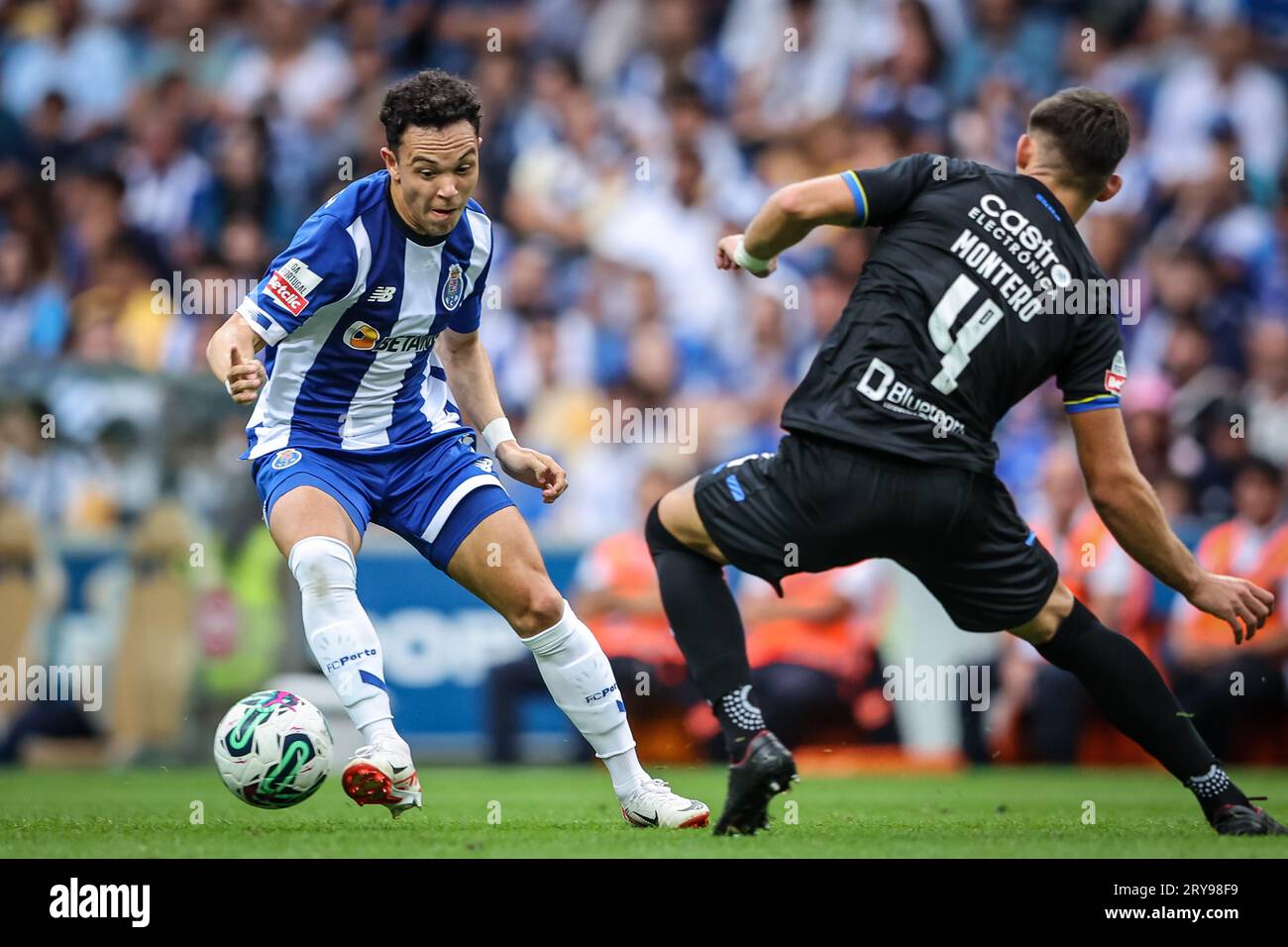 Pepê, FC Porto player in action during the game, FC Porto vs Arouca FC
