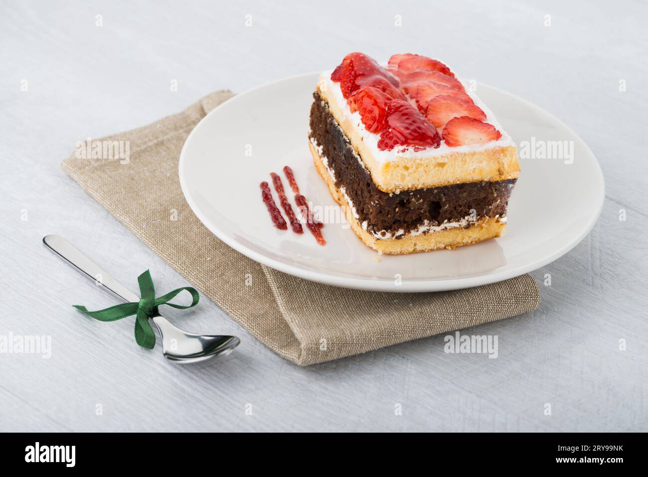 Chocolate strawberry cake Stock Photo - Alamy