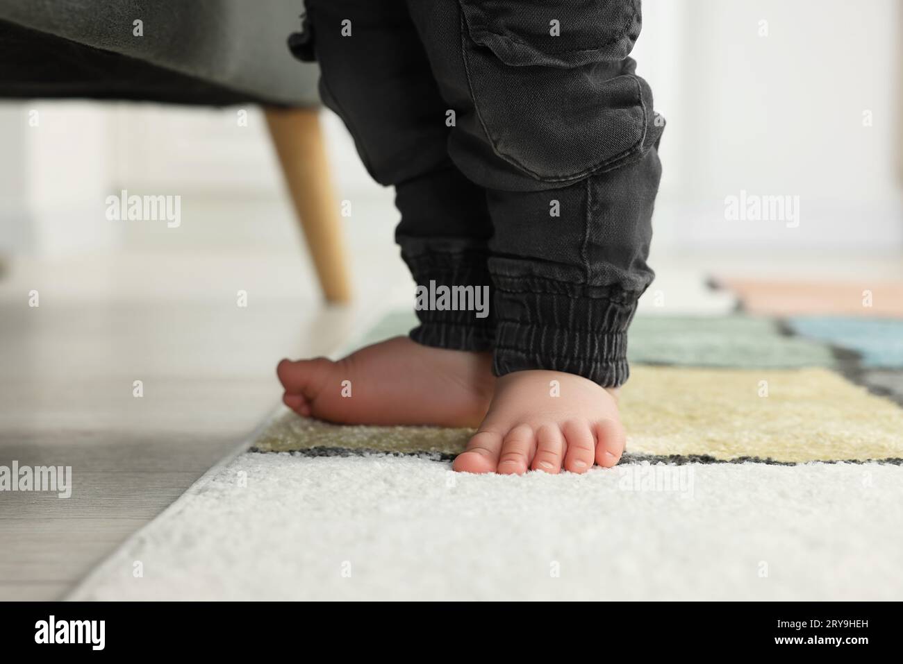 Walk On Rug Walking on rug hi-res stock photography and images - Alamy