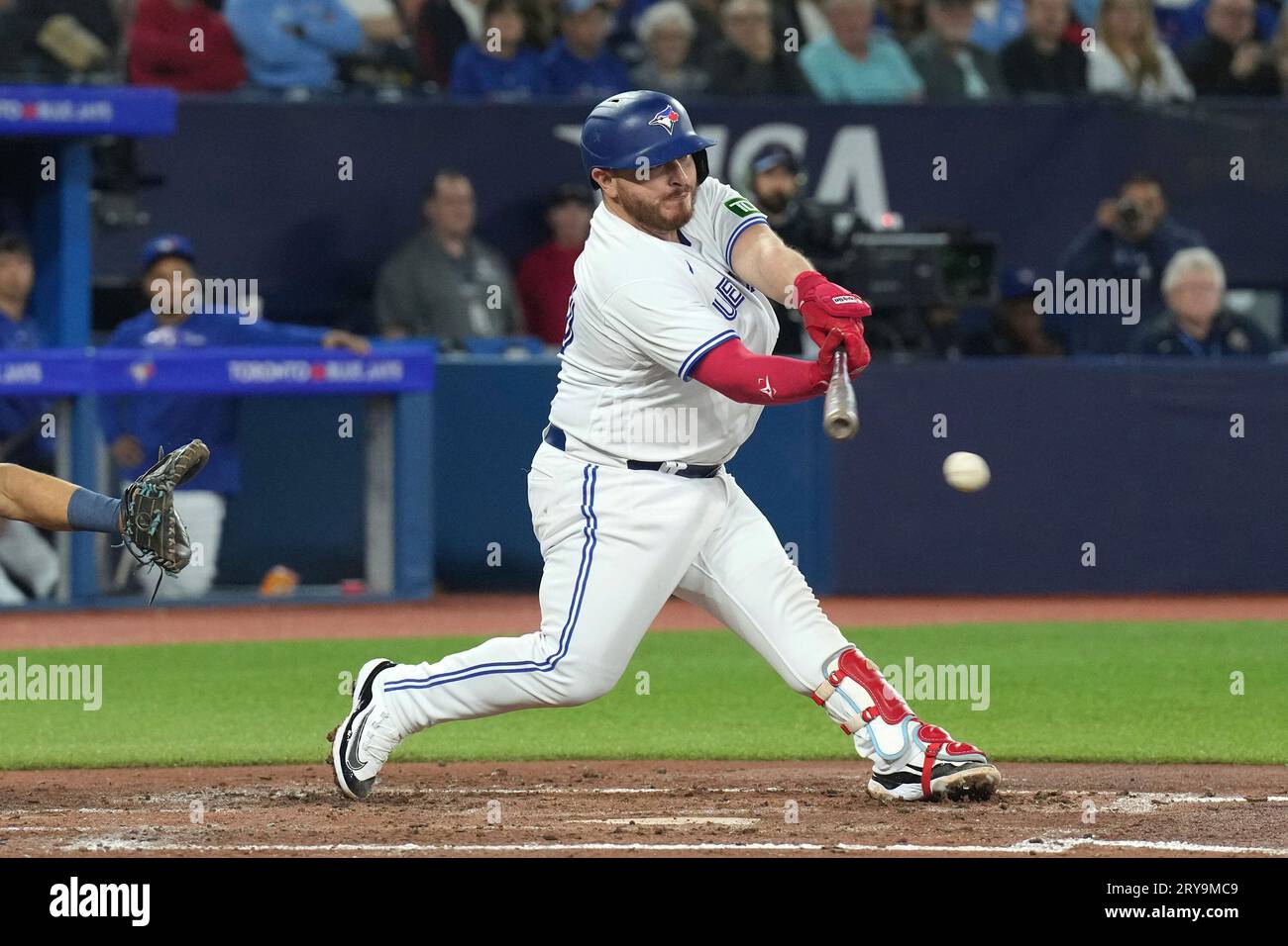 Toronto Blue Jays' Alejandro Kirk hits a two-run single off Tampa Bay