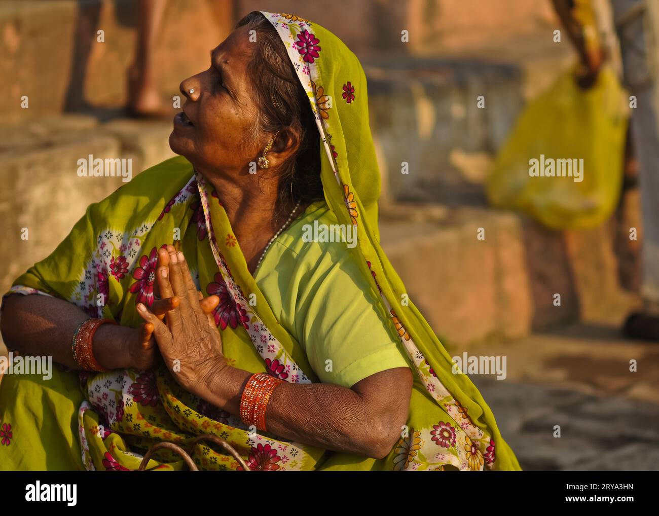 Daily Life on the Ghats & Riverbanks of the Ganges, Varanasi Stock Photo