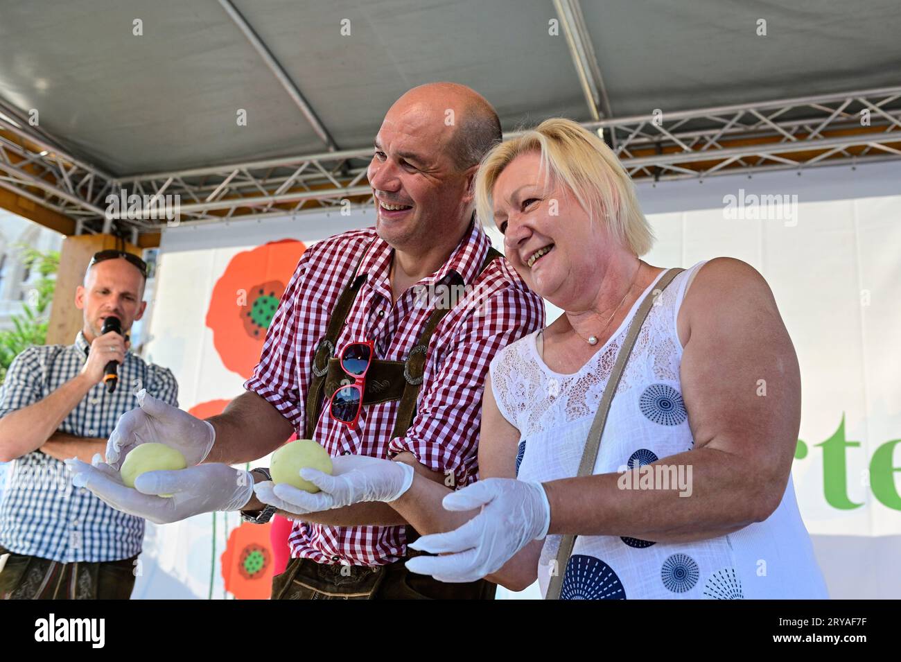 Vienna, Austria. September 28, 2023. Dumpling hands-on workshop Stock Photo