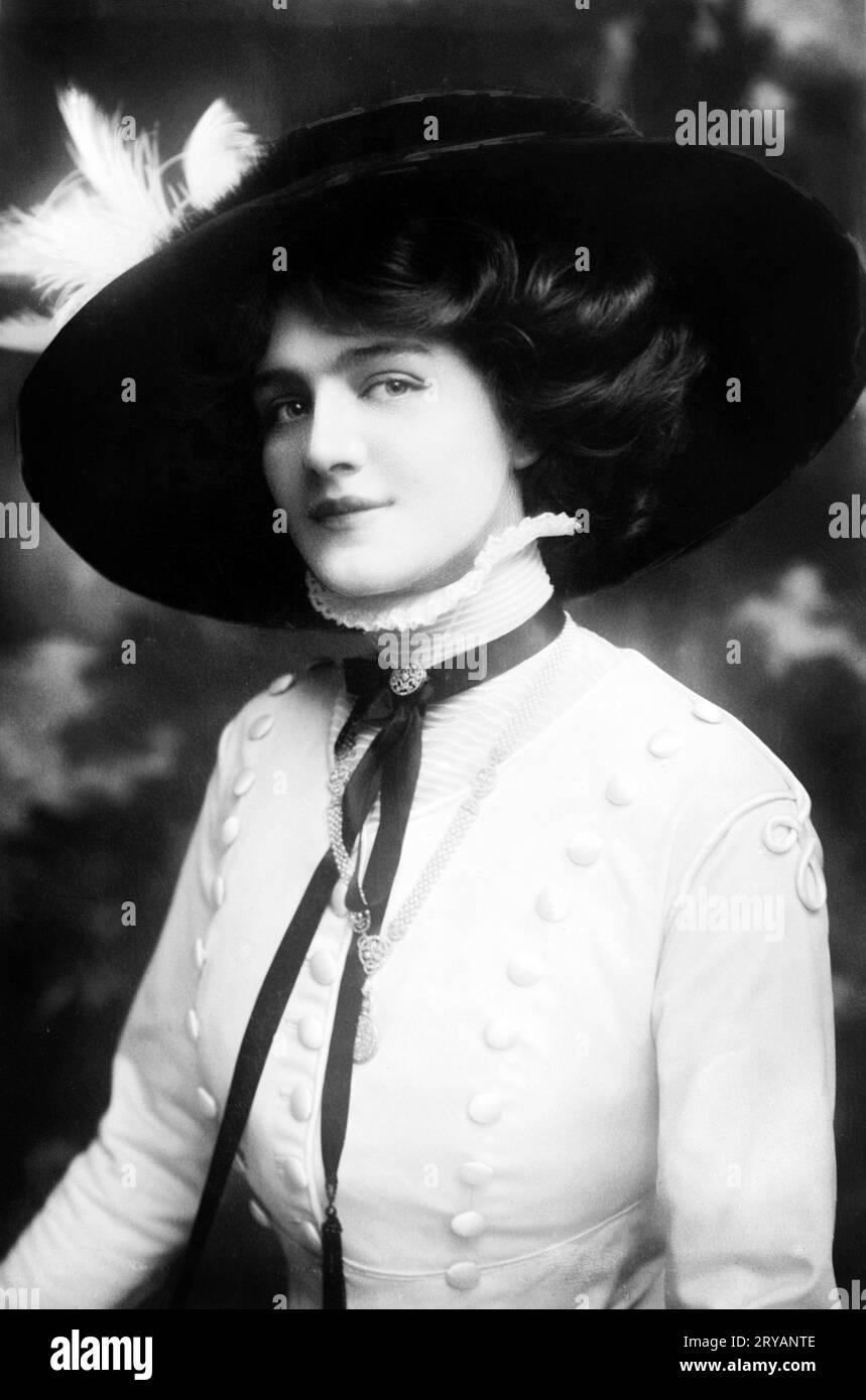 Lily Elsie by Bain News Service, ca. 1908 English actress and singer