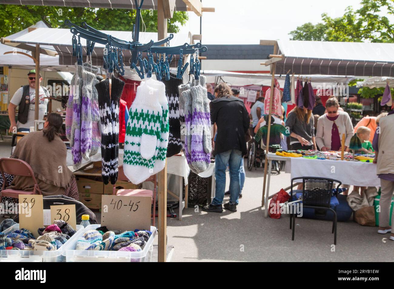 VILLAGE FAIR with local sellers of handicrafts and useful goods in Malmköping Stock Photo