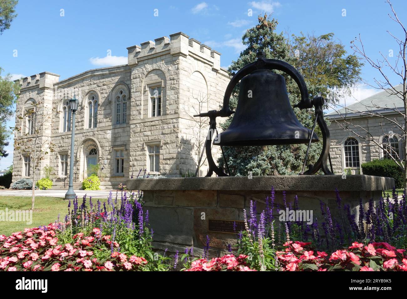 Milton canada landmark hi-res stock photography and images - Alamy