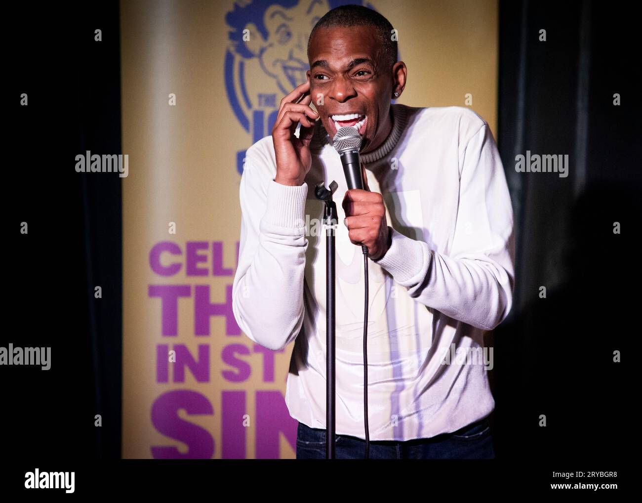 Laugher connoisseurs hi-res stock photography and images - Alamy