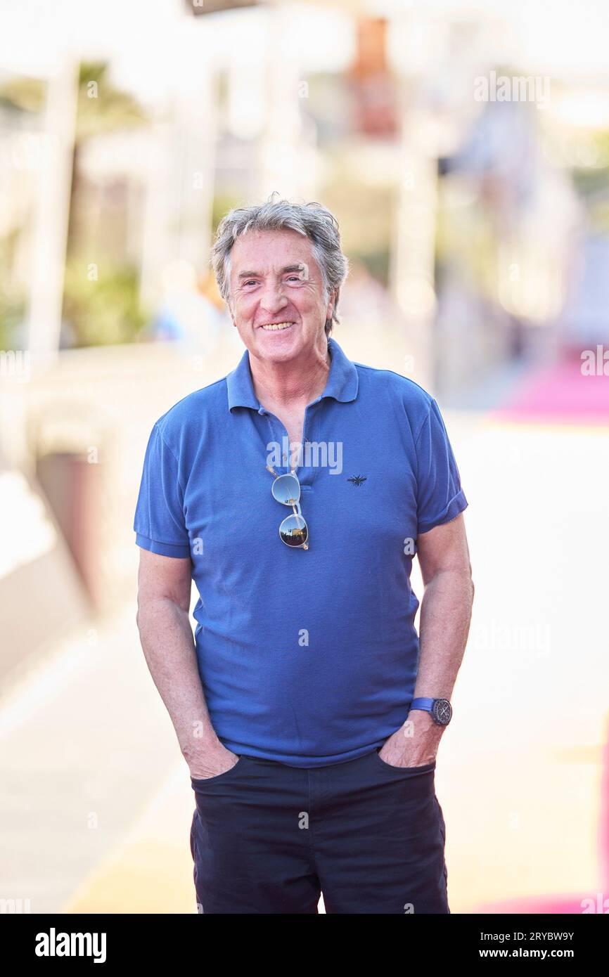 September 30, 2023, Donostia / San Sebastian, Euskadi, Spain: FranÃ§ois Cluzet attended 'A Real Job (Un metier serieux)' Red Carpet during 71st San Sebastian International Film Festival at Victoria Eugenia Theatre on September 30, 2023 in Donostia / San Sebastian, Spain (Credit Image: © Jack Abuin/ZUMA Press Wire) EDITORIAL USAGE ONLY! Not for Commercial USAGE! Stock Photo