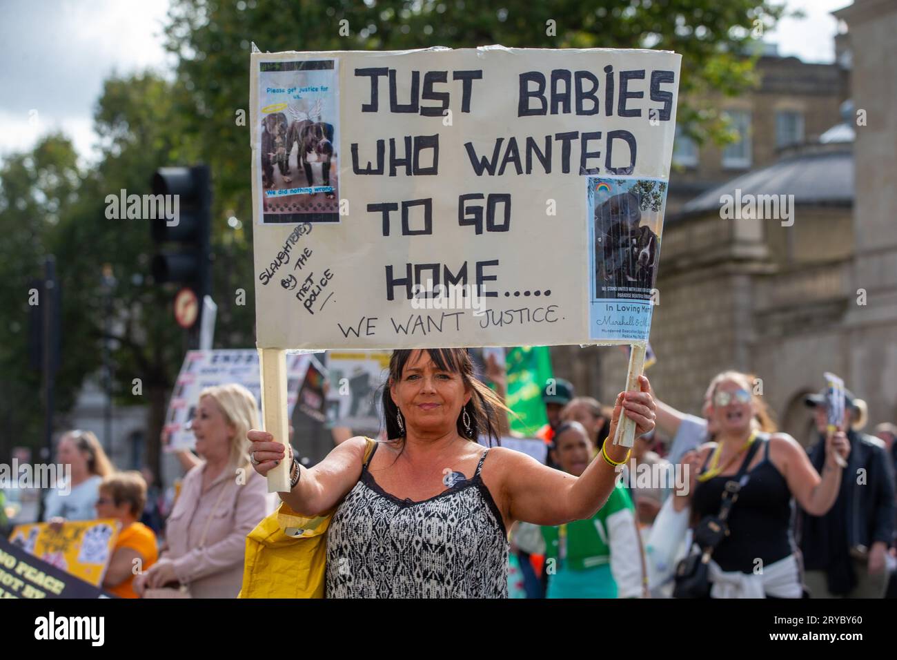 London, England, UK. 30th Sep, 2023. XL Bully owners stage protest ...