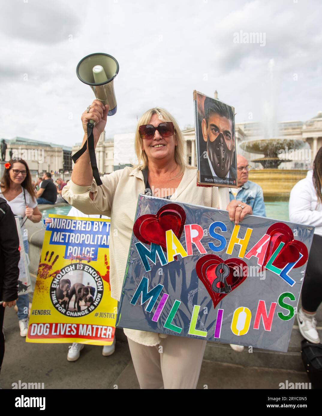 London, England, UK. 30th Sep, 2023. XL Bully owners stage protest ...