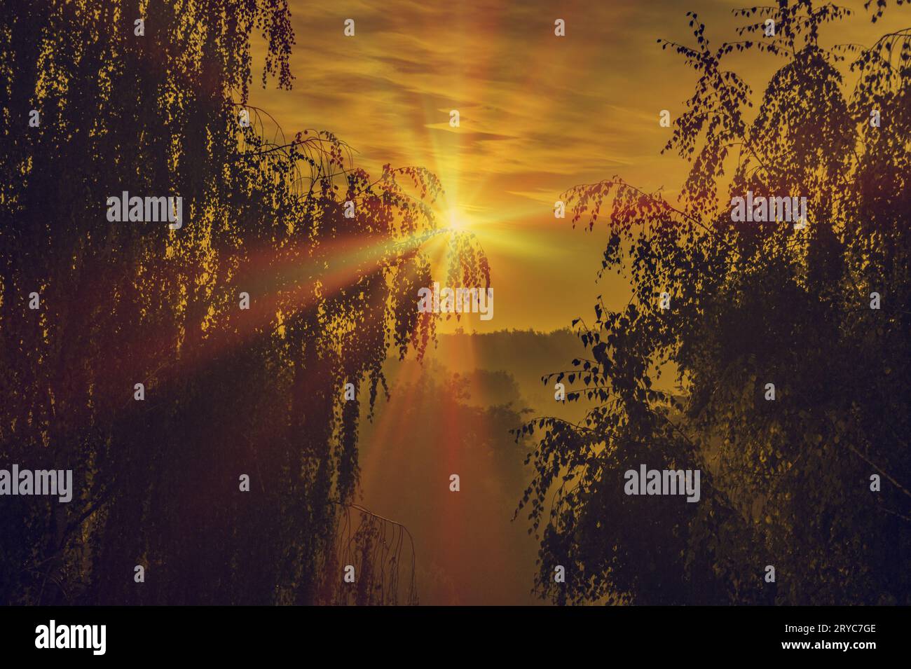 Bright red and orange clouds hi-res stock photography and images - Alamy