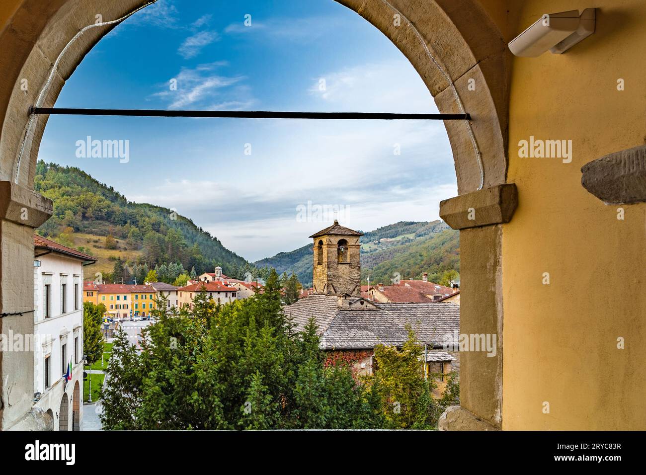 Mountain village in Tuscany Stock Photo - Alamy